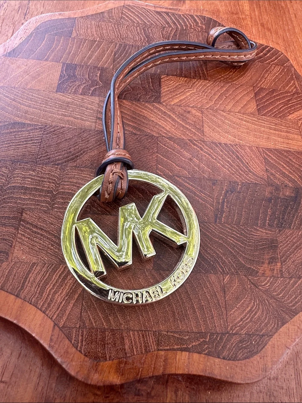 Michael Kors Gold MK Purse Pendant Leather